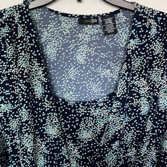 Top - Picture 2 of 5